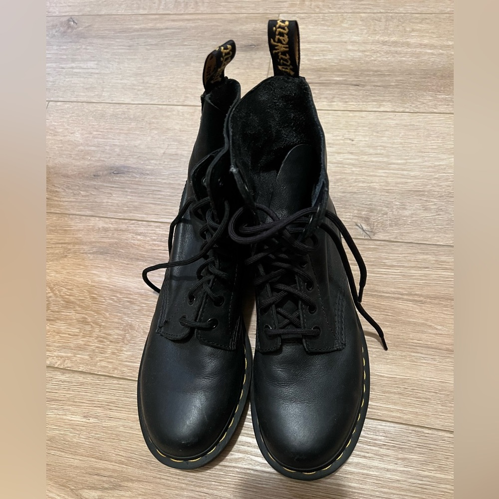 Black soft leather lace up Dr. Martens, completely new!